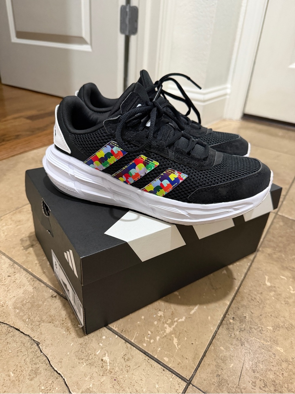 FIFA World Cup 2026 staff/volunteer shoes
